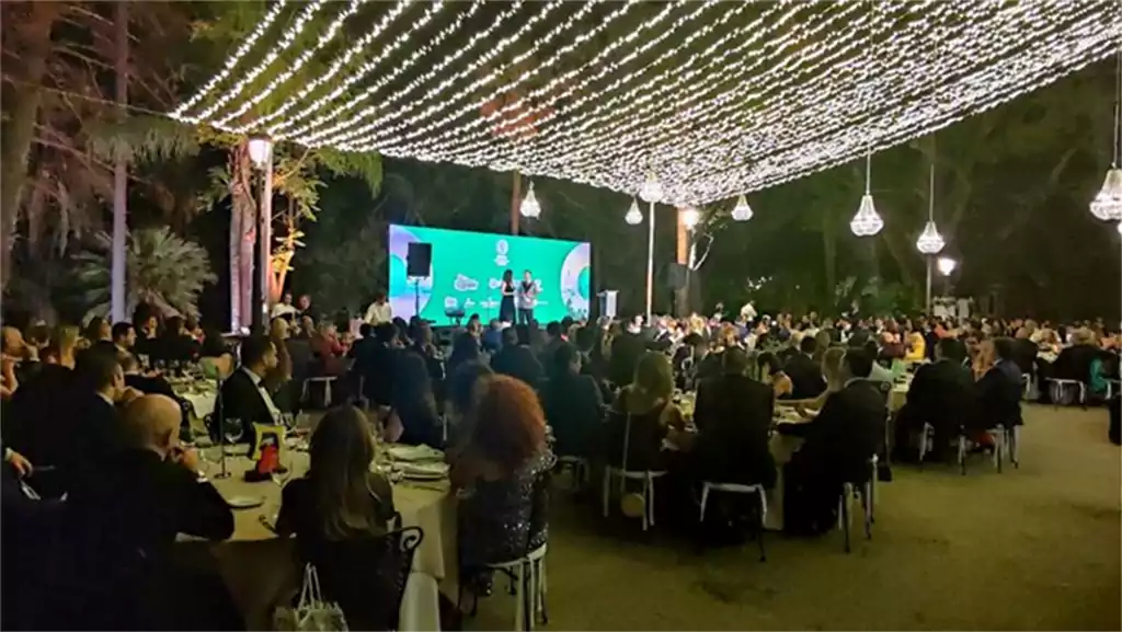 Dos Grados patrocina la gala benéfica del Círculo Empresarial de Málaga